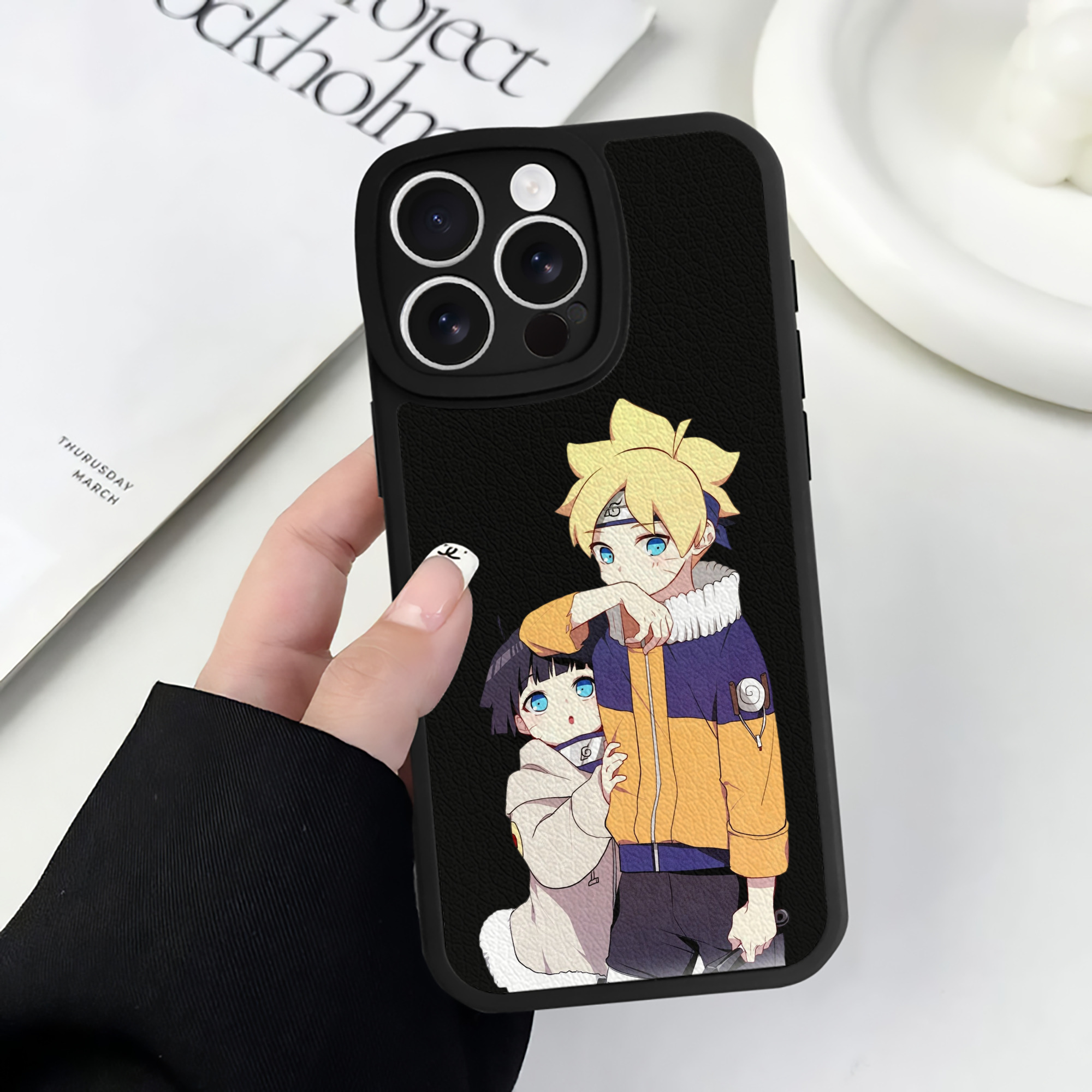 （画像用） NARUTO -ナルト- うずまき ボルト Uzumaki Boruto 【iPhone 16シリーズ対応】シリコンスマホケース（レザー調） 材質：シリコン